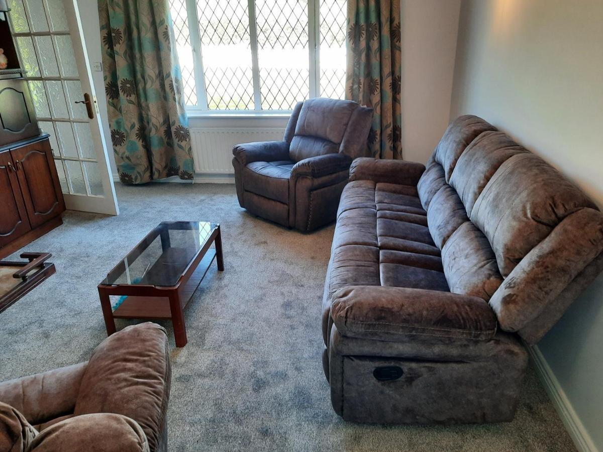 4 Bedroom, 15 Min To Limerick City Quiet Retreat. Экстерьер фото